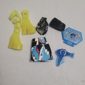 Mattel Monster High Skulltimate Secrets Neon Frights Frankie Stein Lot